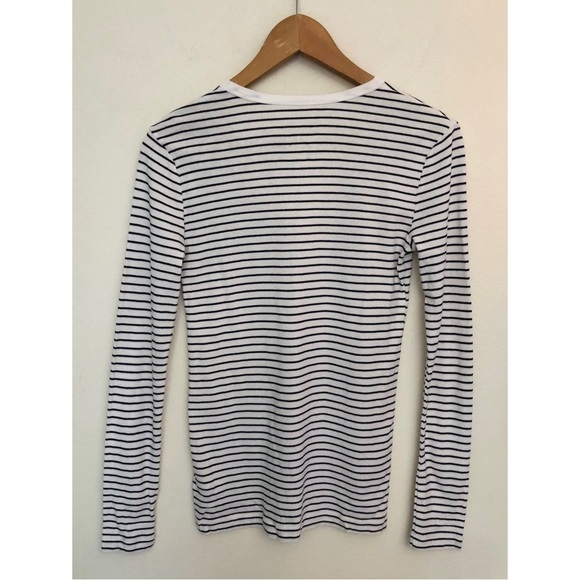 Gap The Bowery Super Soft Striped Long Sleeve V-Neck Tee - Picture 9 of 11